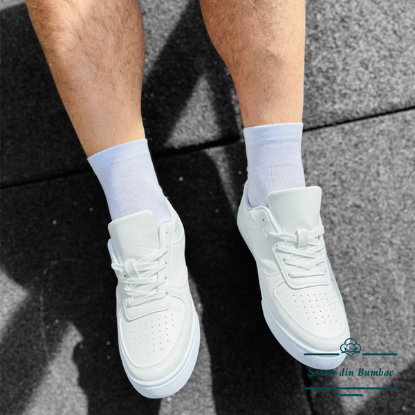 Set mit 6 Paar nahtlosen, mittellangen Socken Weiss - Unisex