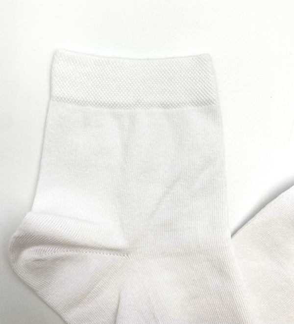 Set mit 6 Paar nahtlosen, mittellangen Socken Weiss - Unisex